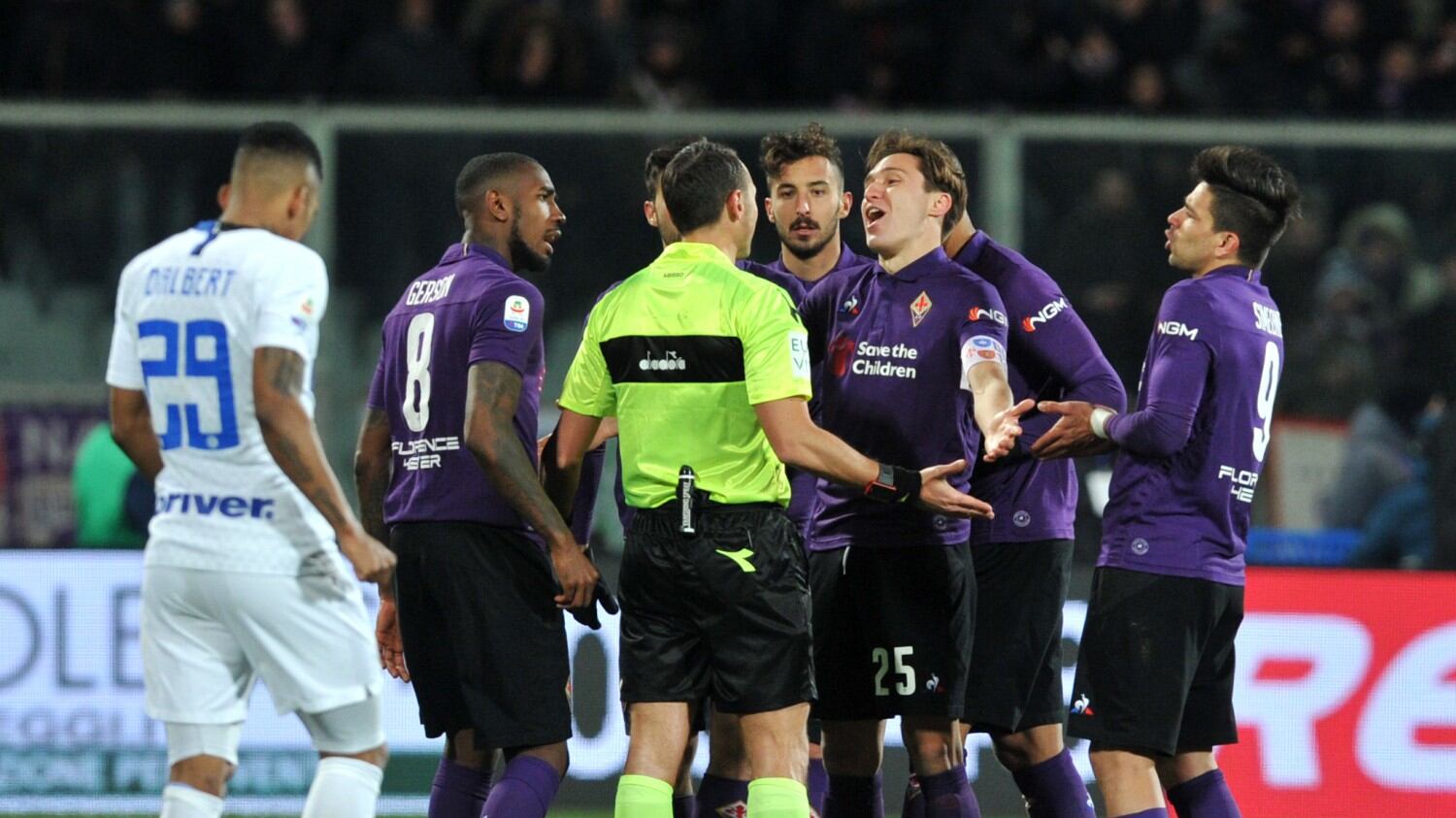 Fiorentina e Inter si annullano nel festival del Var