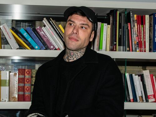 "Non sta bene da quando...". La rivelazione dell'amica di Fedez
