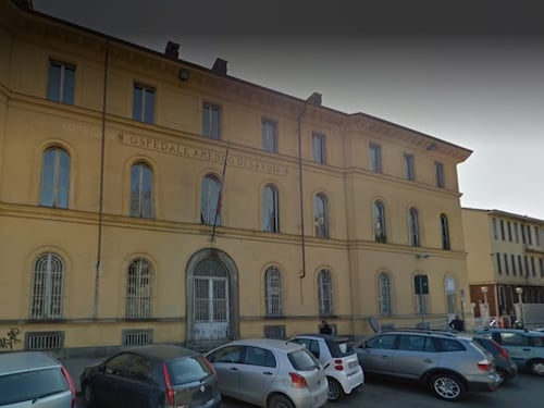 Torino, africane fuggono con tosse e febbre: panico in ospedale