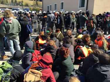 Brennero, la manifestazione pro-migranti 4