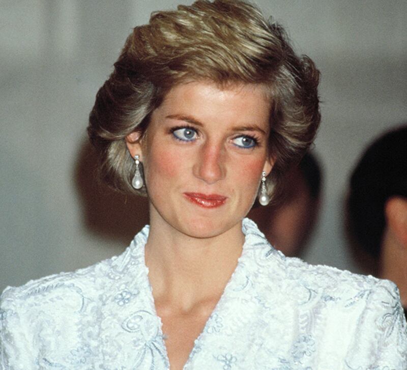 Lady Diana, le foto della principessa triste 19