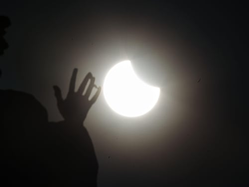 Eclissi del 12 agosto, la guida definitiva: dove, a che ora vederla e tutto quello che c’è da sapere