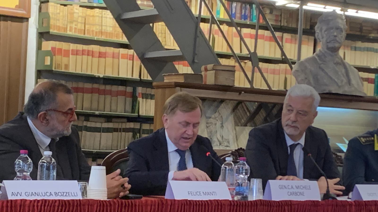 Dia e Uif avvertono: senza Sos antiriciclaggio a rischio