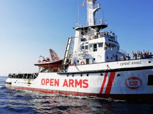 Dopo Open Arms, Mare Jonio: l'assalto delle toghe a Salvini