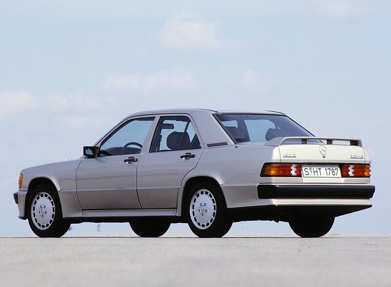 Mercedes-Benz 190E 2.3-16, guarda la gallery 5