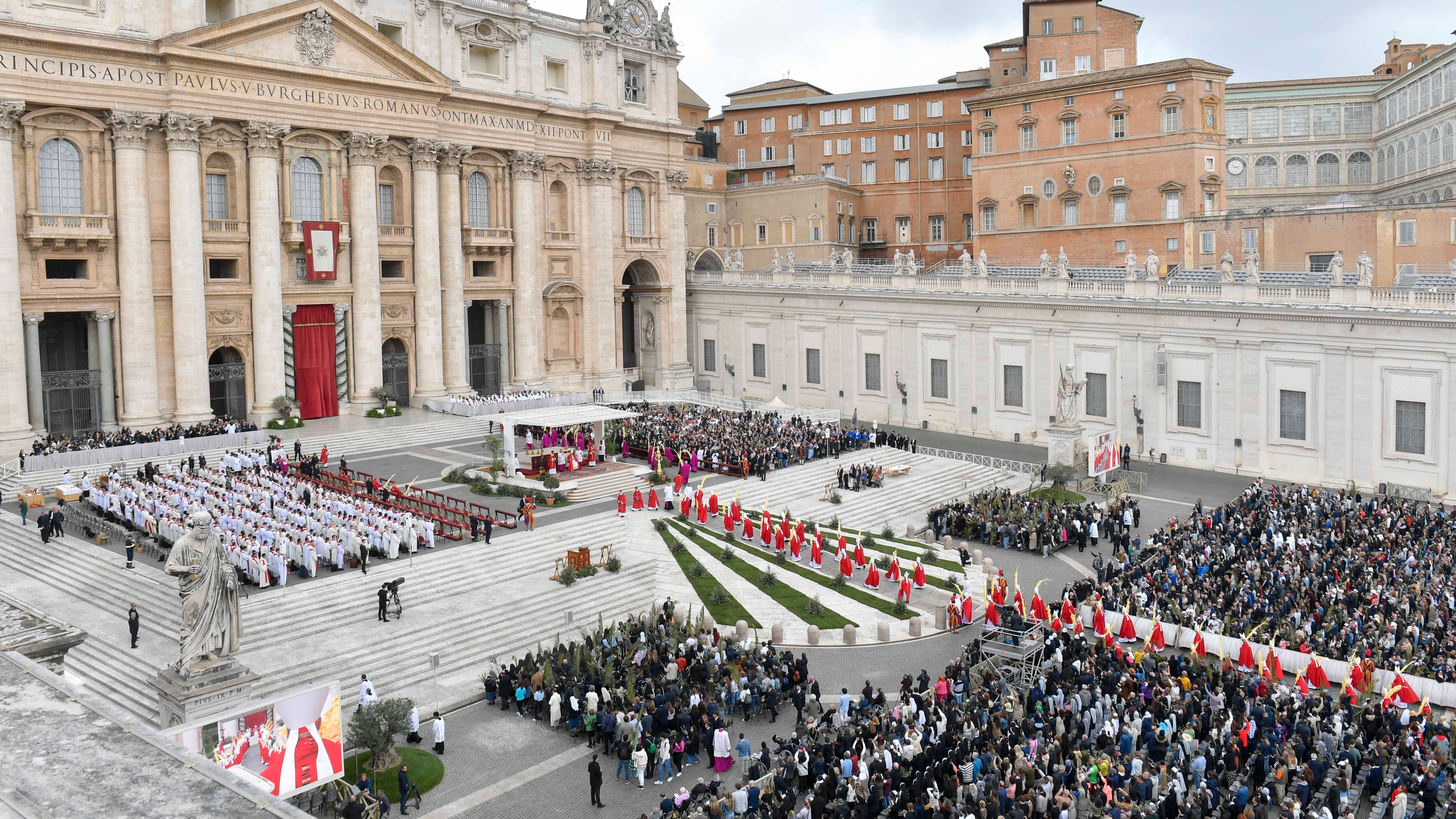 Niente omelia delle Palme: ansia per il silenzio del Papa