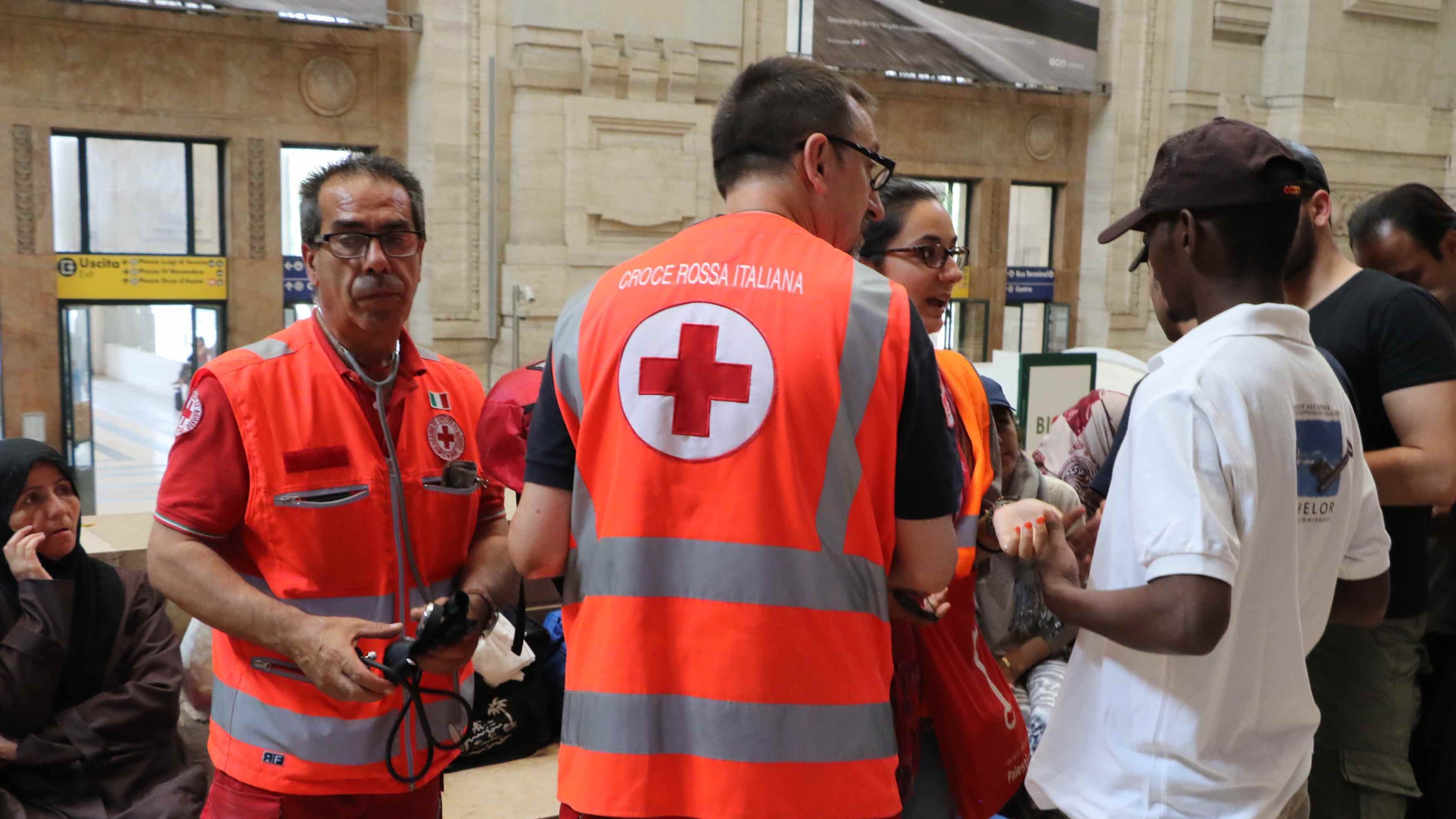Medici contro i Daspo ai clandestini