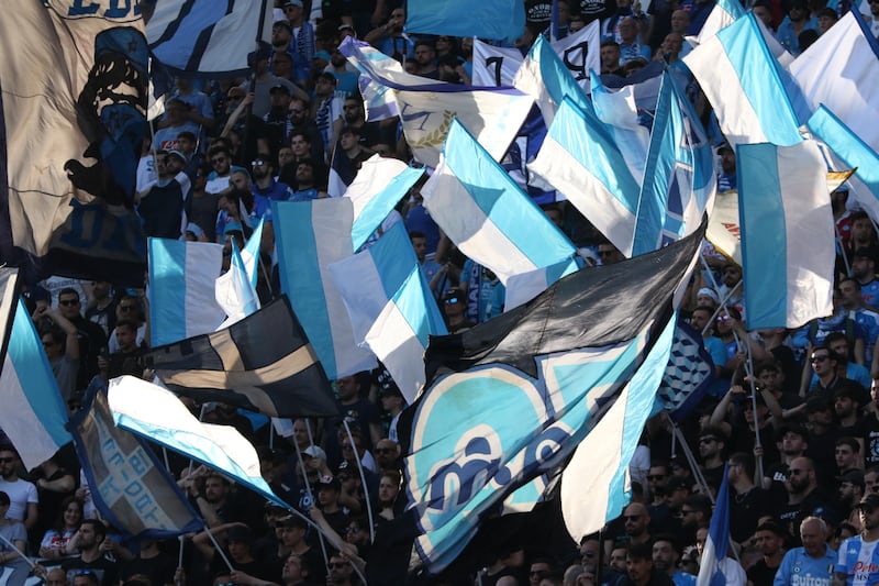Il Napoli fa festa al Maradona: le immagini della partita con la Fiorentina 18