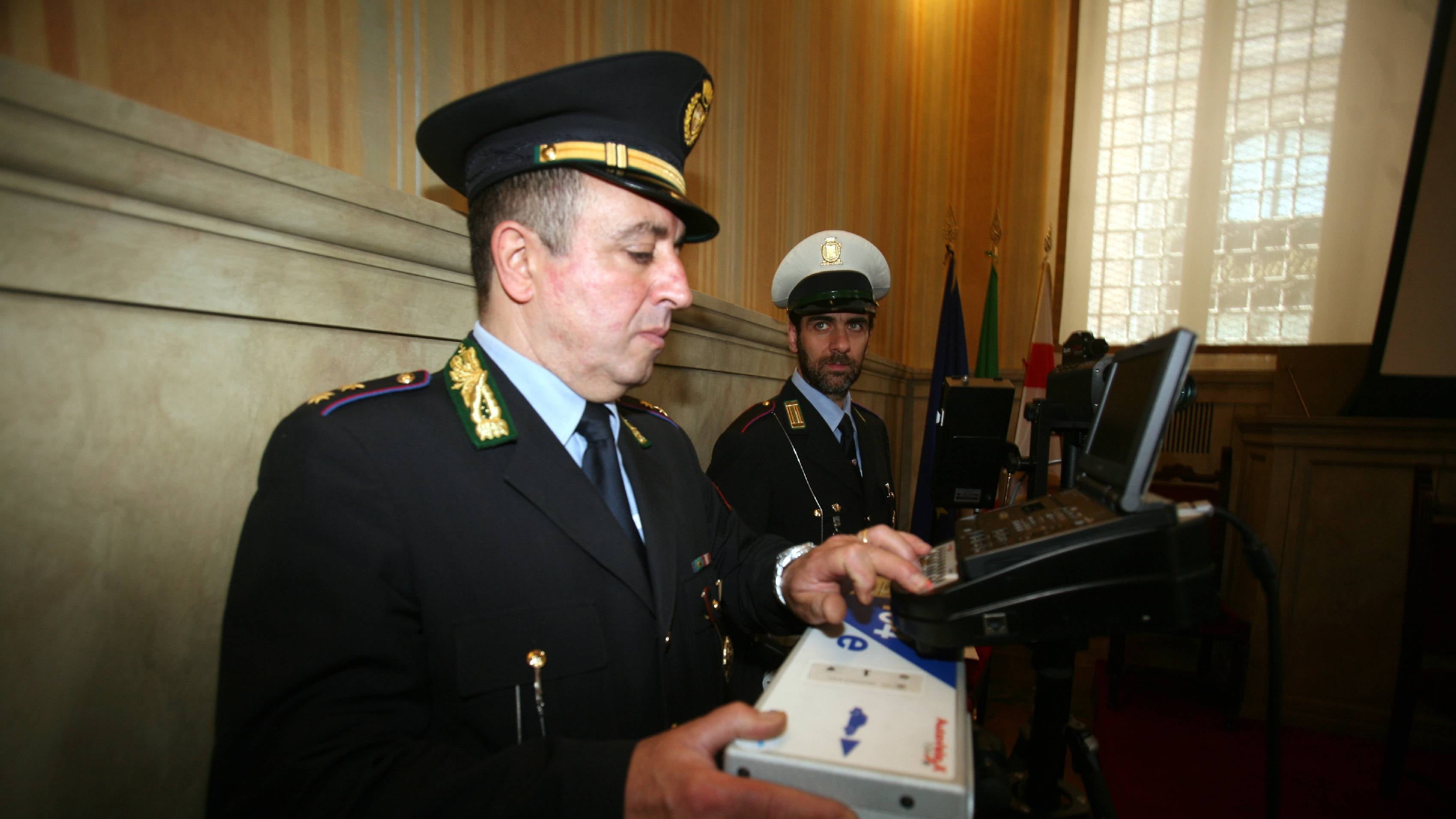 Sfrecciava a 140 km/h: denunciata una 71enne