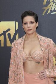 Halsey è troppo hot per gli Mtv Movie Awards 2