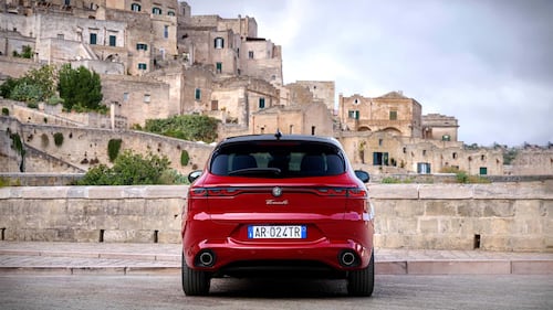Alfa Romeo Tributo Italiano, guarda le foto della nuova gamma  6