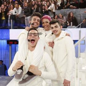 Amici 15 su Instagram, foto 5