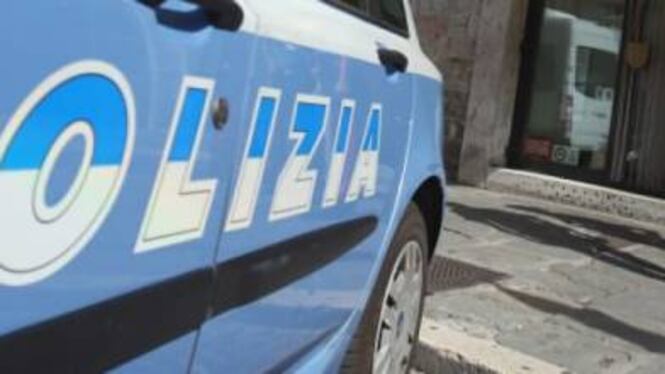 Evaso dai domiciliari tenta rapina a McDonald's: arrestato