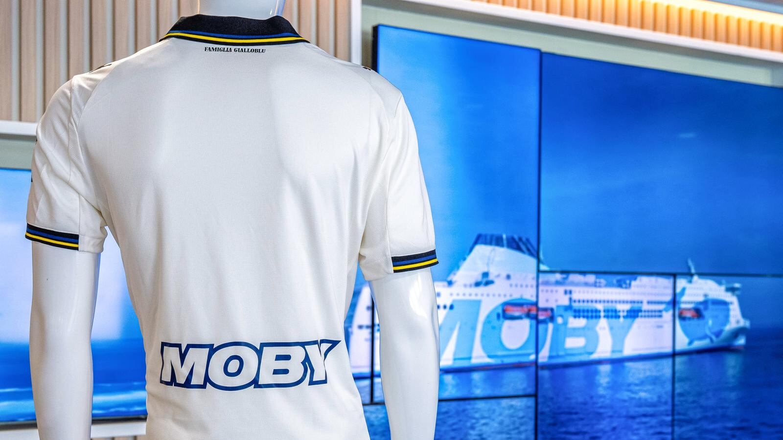 Moby scende in campo con in Parma Calcio