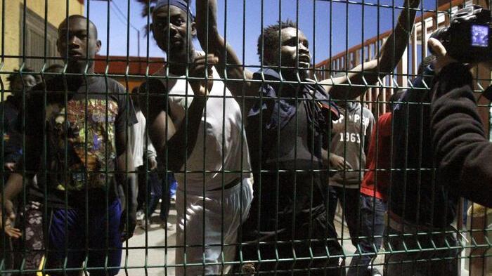 Gli immigrati: "Grazie Italia ma ce ne vogliamo andare"