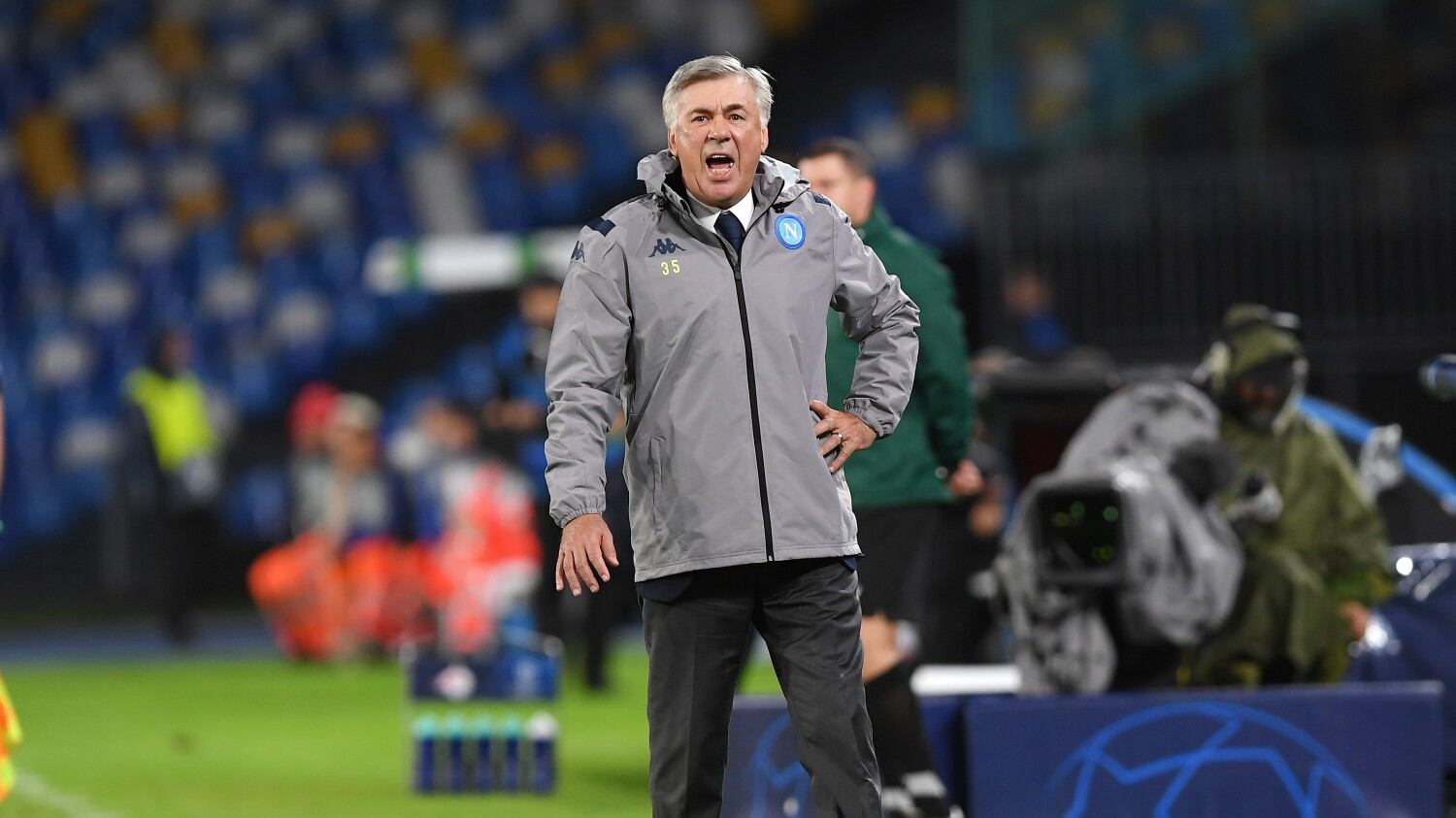 Ancelotti, quattro schiaffi e... "Io non mi dimetterò mai"