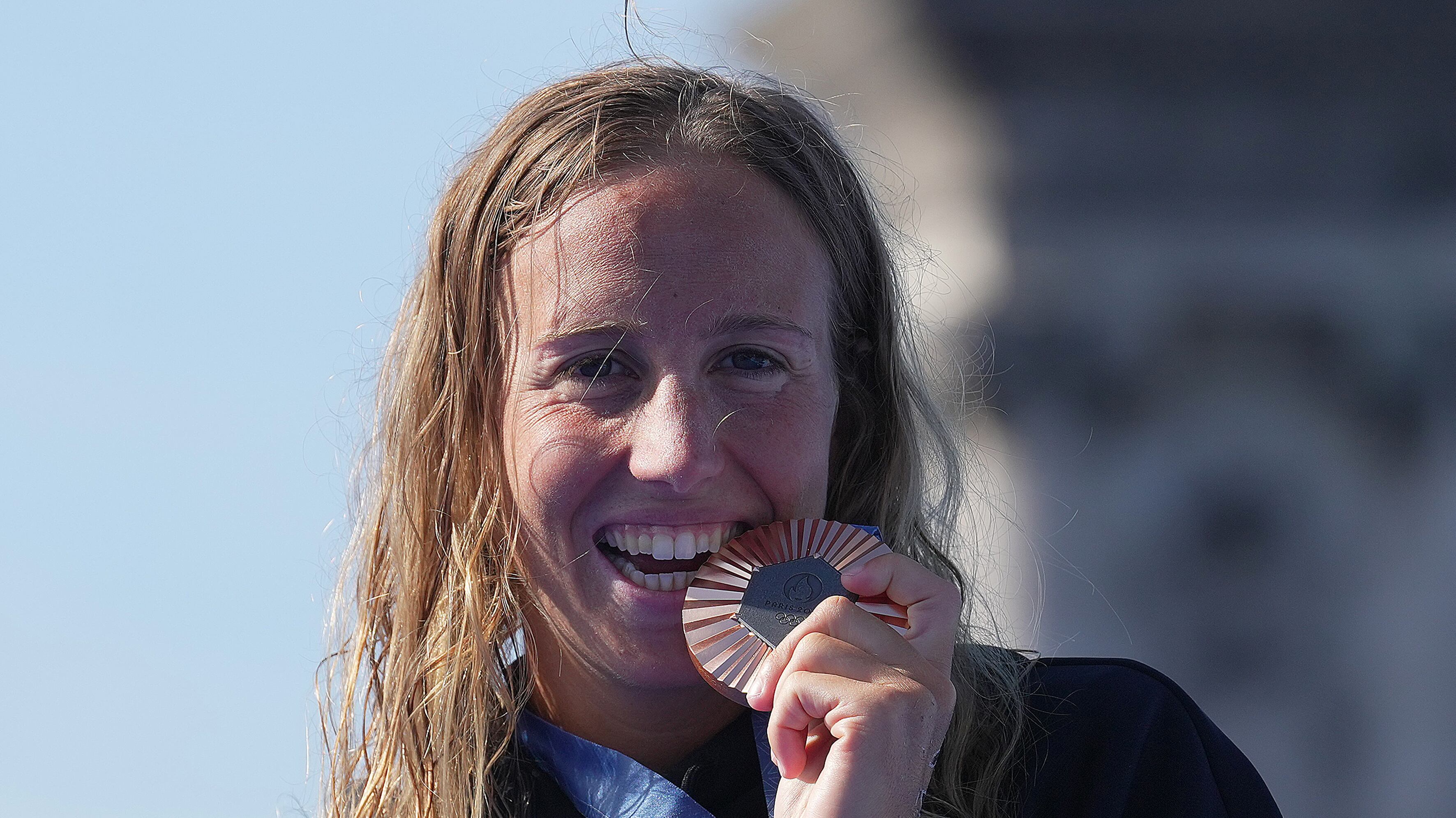 Parigi 2024, Taddeucci fa l'impresa ed è bronzo nella 10 km nella Senna