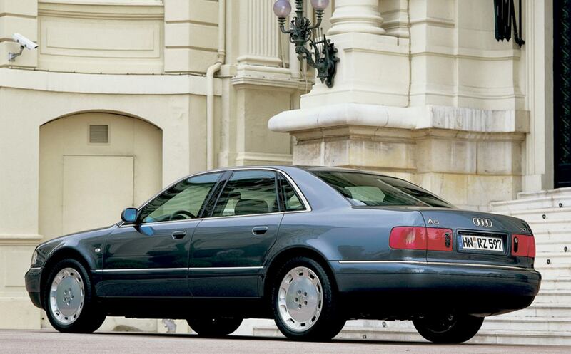 Audi A8 D2, guarda tutte le foto 5
