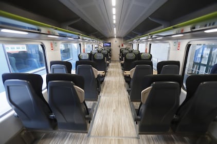 I nuovi treni ibridi Intercity 2