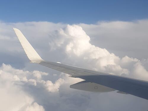 "Era nascosto in bagno", evacuato l'aereo per Milano