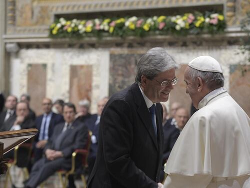 L'incontro e l'intesa segreta: è il nuovo "patto Gentiloni"