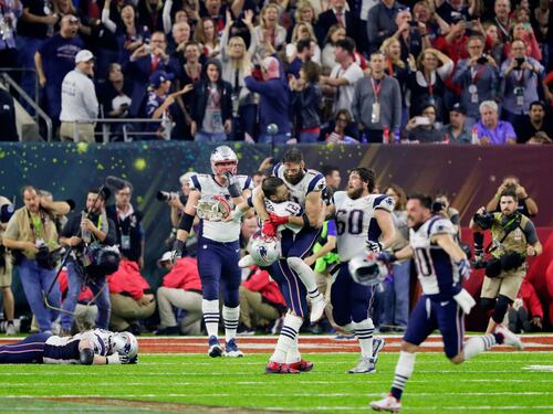 Trump vince anche il Super Bowl: dopo una clamorosa rimonta i Patriots trionfano