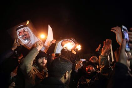 Proteste in Iran per l'esecuzione dell'imam sciita 1