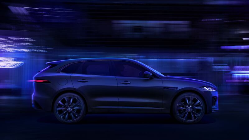Jaguar F-Pace elettrica