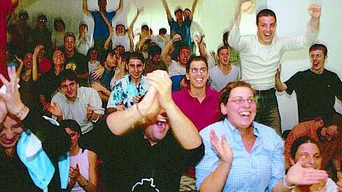 I tifosi si preparano all'happy hour con gli azzurri