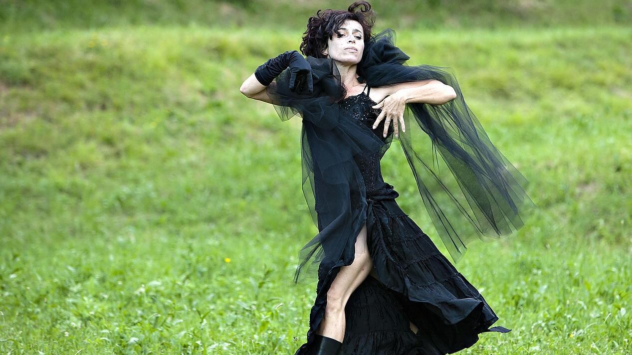 Teatro nelle dimore storiche per le ultime lune d'estate