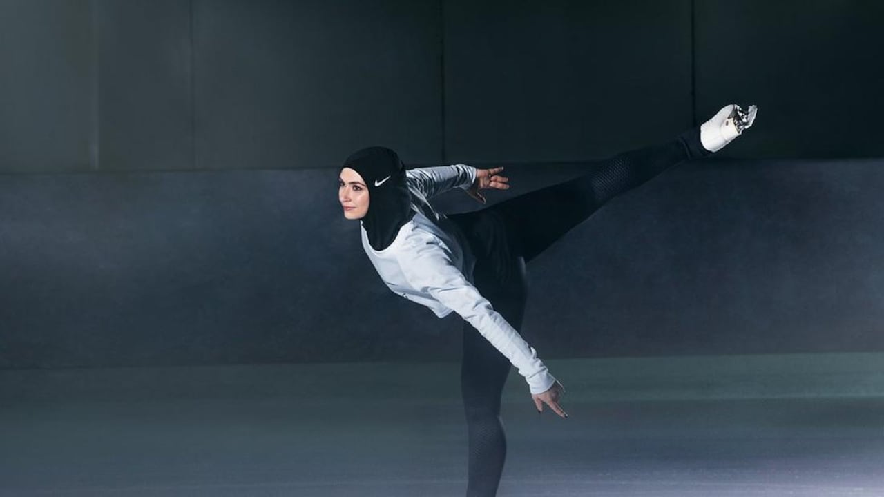 Con "Pro hijab" Nike mette il velo allo sport