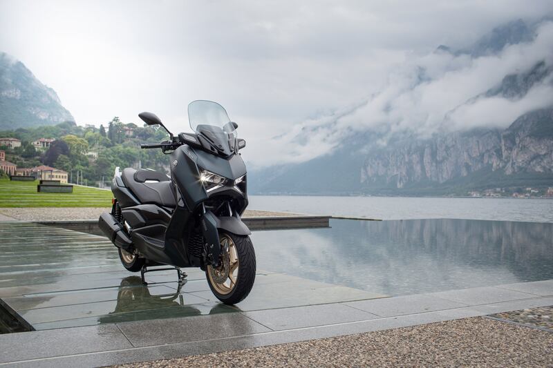 Yamaha XMAX 300 Tech Max: guarda la gallery 5