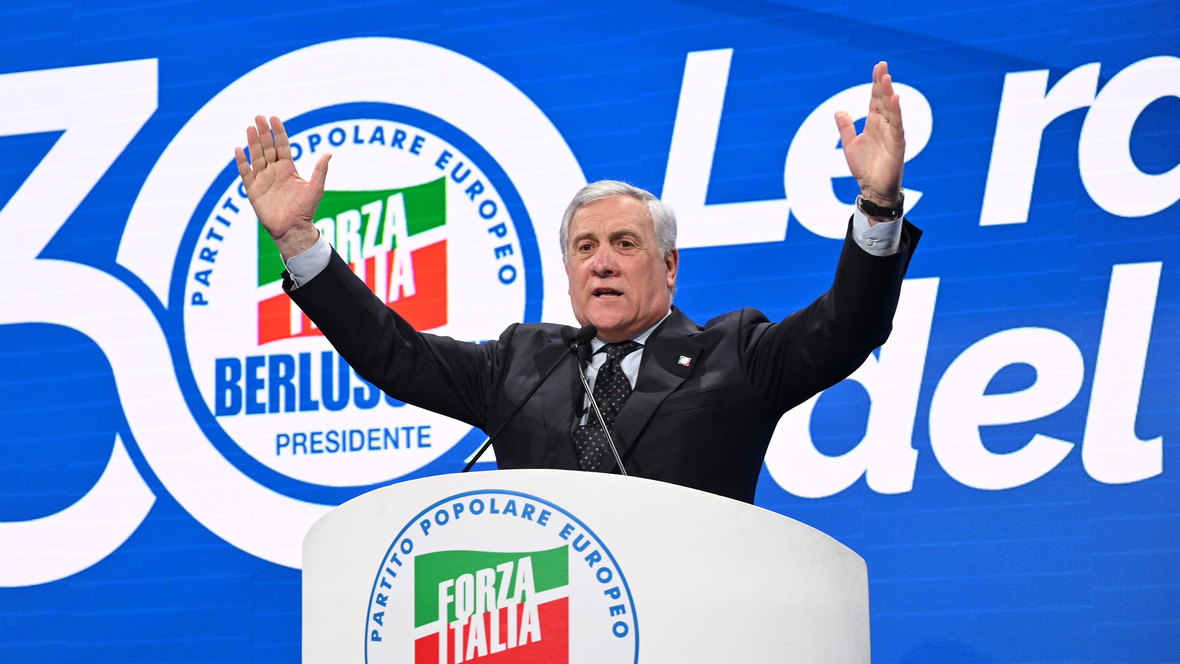 Forza Italia rilancia la riforma della giustizia. Tajani al convegno: "Depoliticizzare la magistratura"
