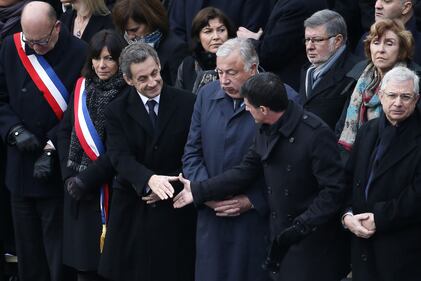 Hollande: "Volevano zittirci, canteremo più forte" 5