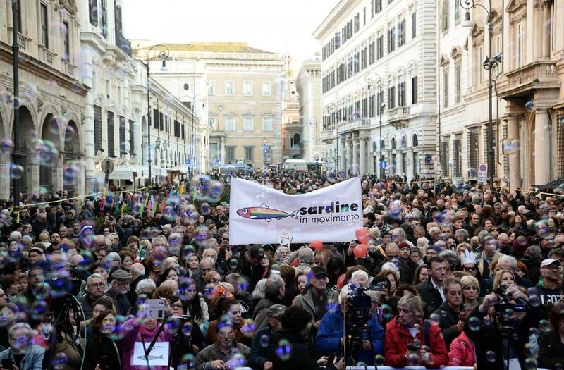 Le sardine sbarcano a Roma 3