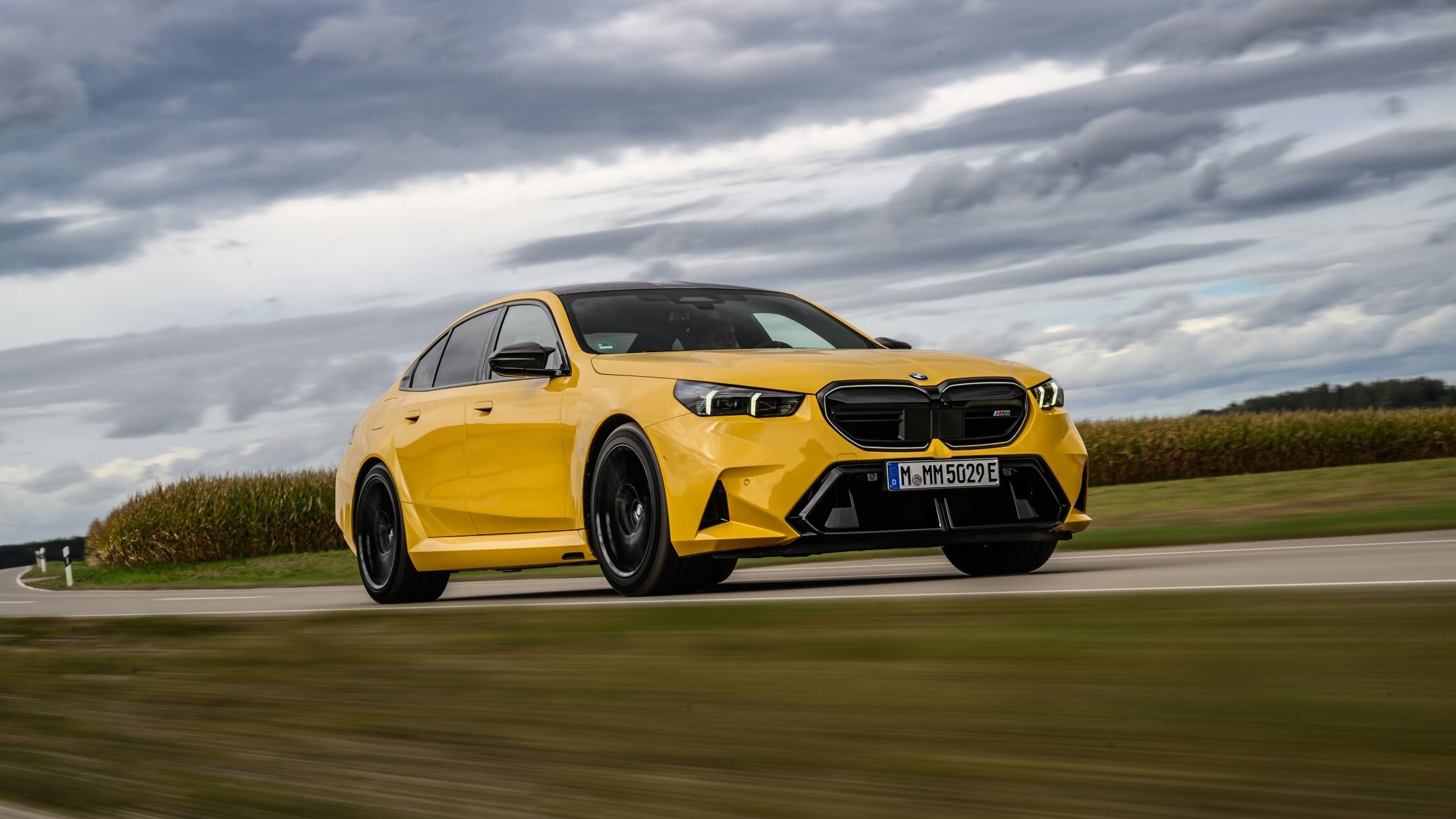 Al volante della Bmw M5 nel "tempio della velocità" di Monza