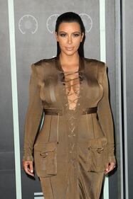 Kim Kardashian: pancione sul tappeto rosso per gli MTV VMA 2015 9