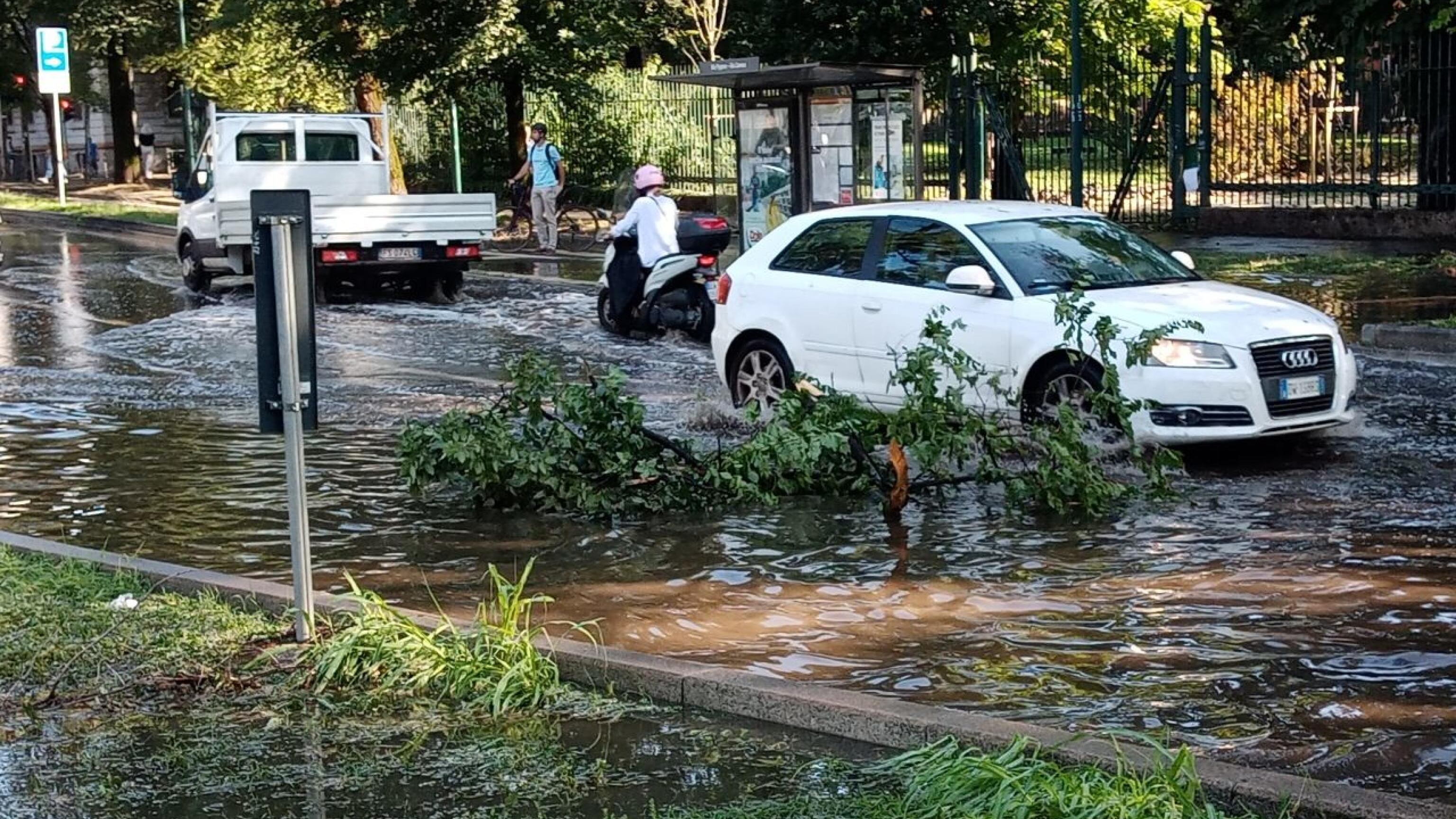 Meteo, attenzione: cambia tutto. Dal caldo estremo ai super temporali: cosa succede ora