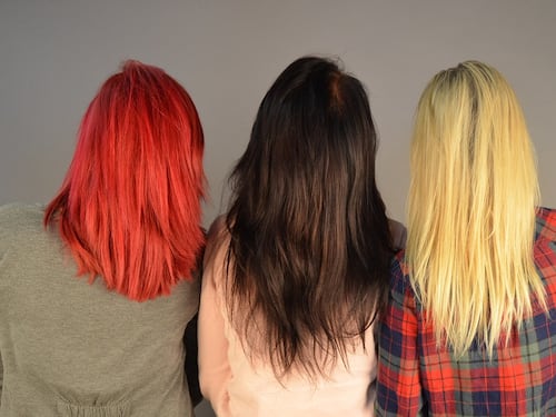 Tingere i capelli? Sì ma non più di sei volte in un anno