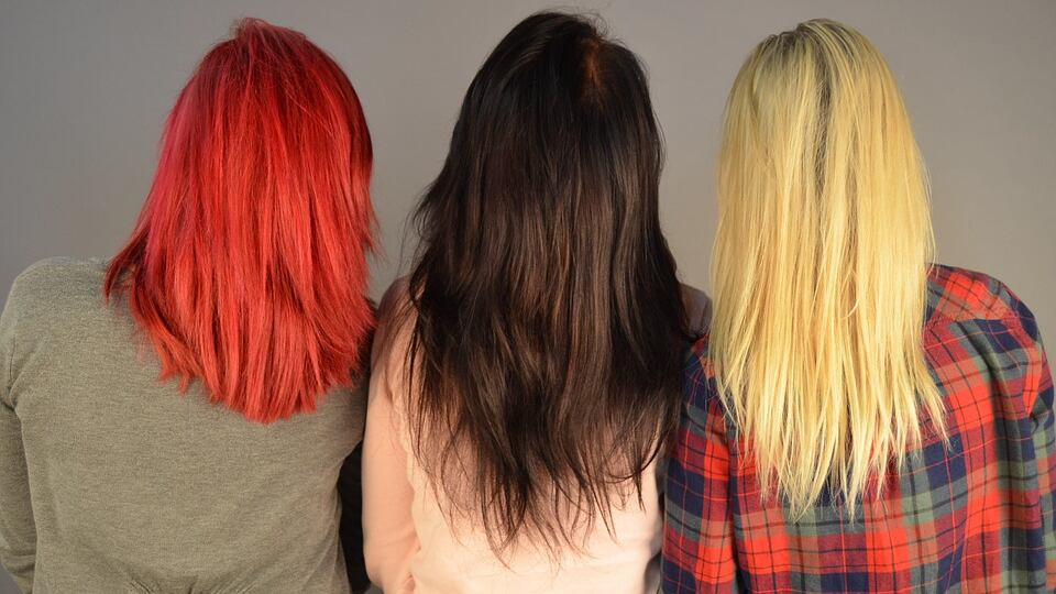 Tingere i capelli? Sì ma non più di sei volte in un anno