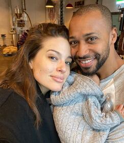 Ashley Graham, le immagini più belle 11