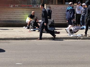 Canada, furgone su pedoni a Toronto 12