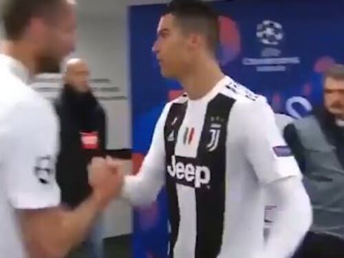 Juventus-Atletico Madrid: Cristiano Ronaldo carica i compagni durante l'intervallo