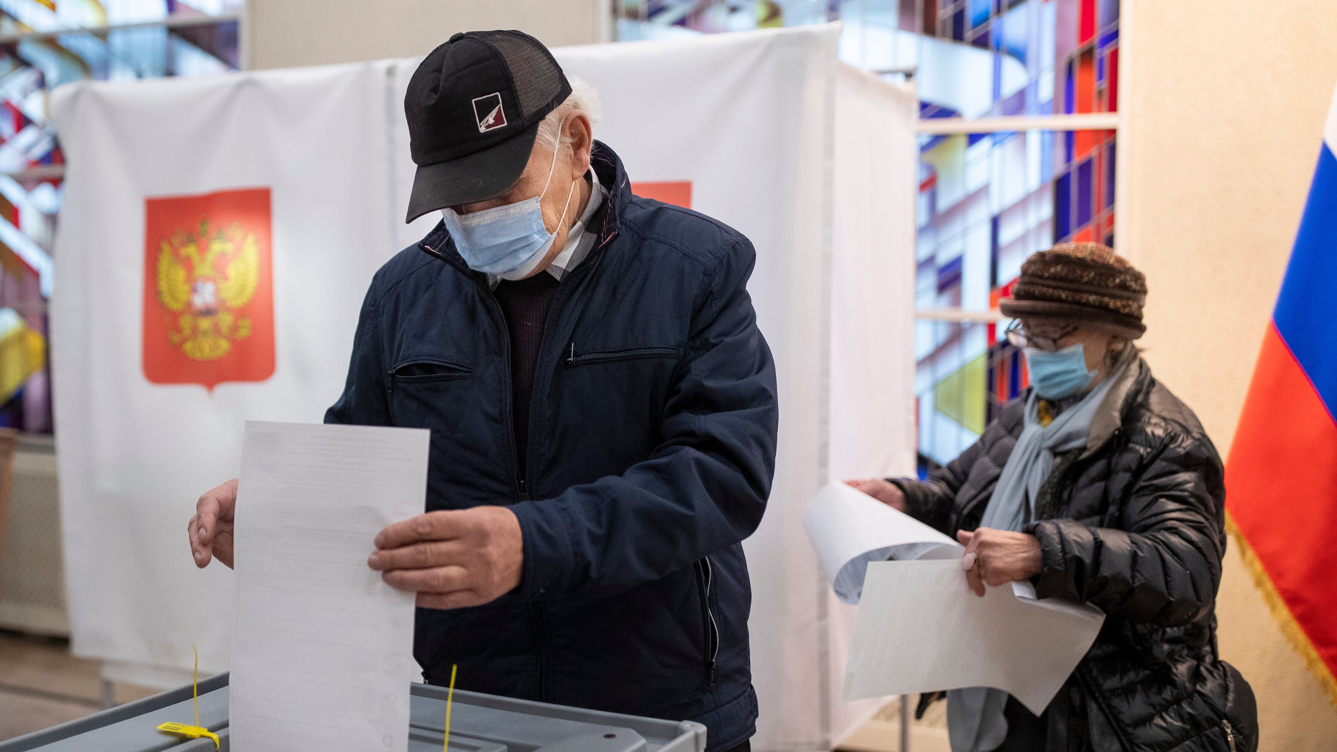 Putin vince senza "supermaggioranza". Boom dei comunisti: voti raddoppiati