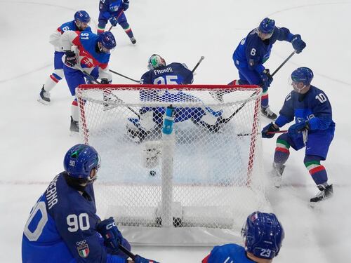 I Giochi non finiscono qui. L'hockey in Fiera da ottobre. Poi uno stadio del ghiaccio