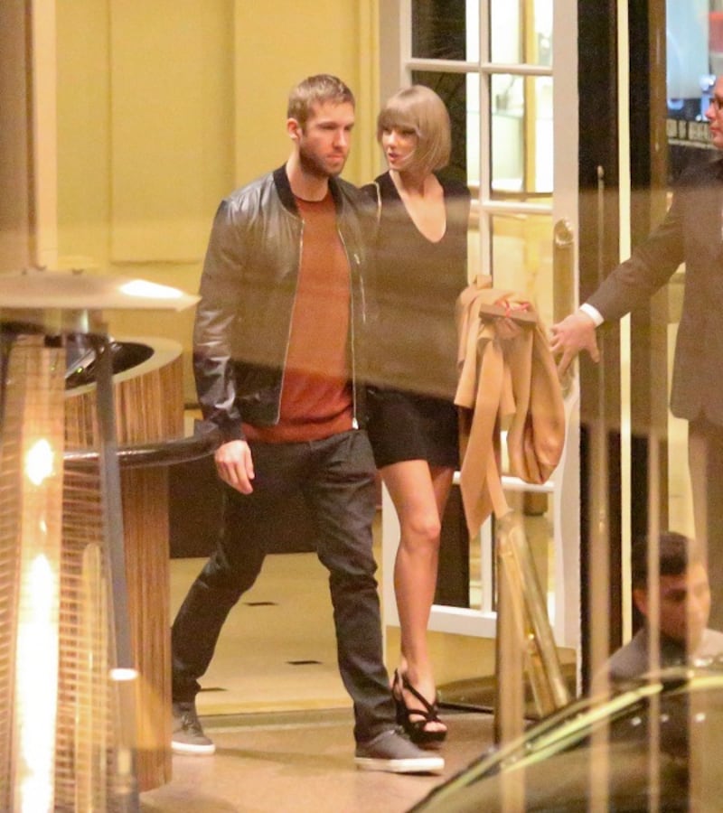 Taylor Swift e Calvin Harris festeggiano il primo anniversario: foto 5
