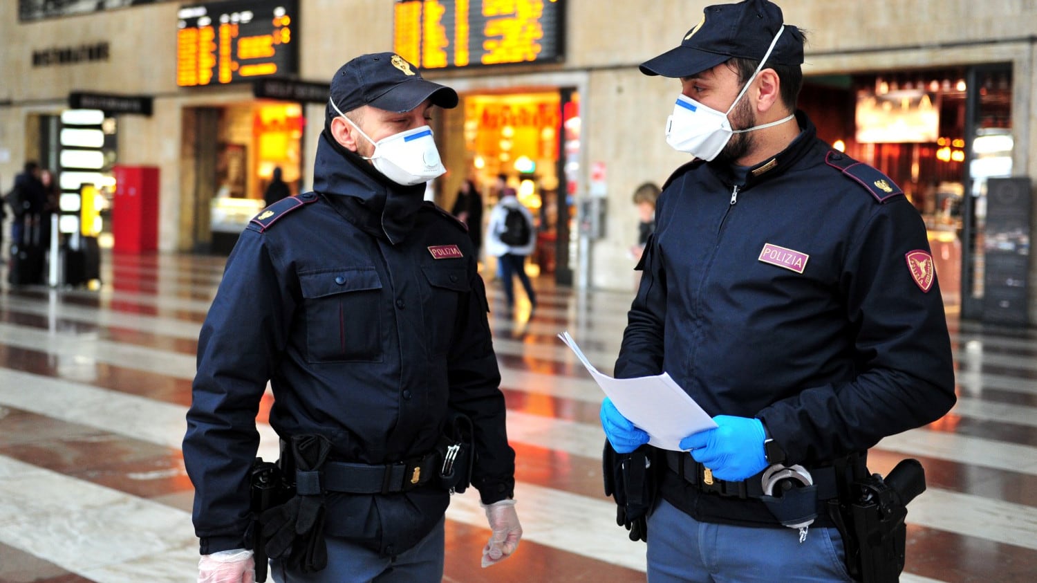 Morto ispettore di polizia. Forze dell'ordine in allarme