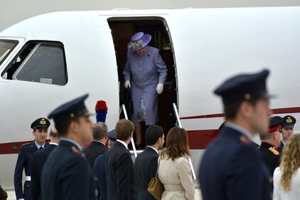La regina Elisabetta II arriva a Ciampino 6