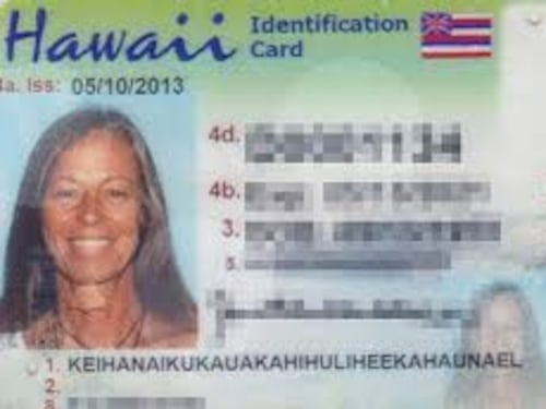 Usa, ha il cognome troppo lungo non sta sulla patente di guida