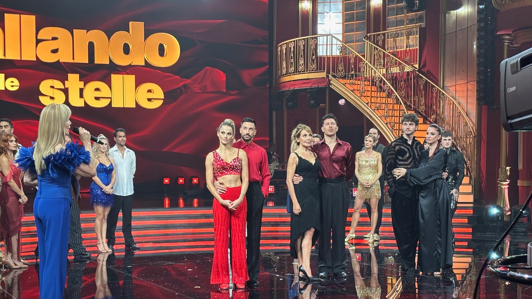 Ballando con le stelle, una sfida che non stanca mai. Il dietro le quinte